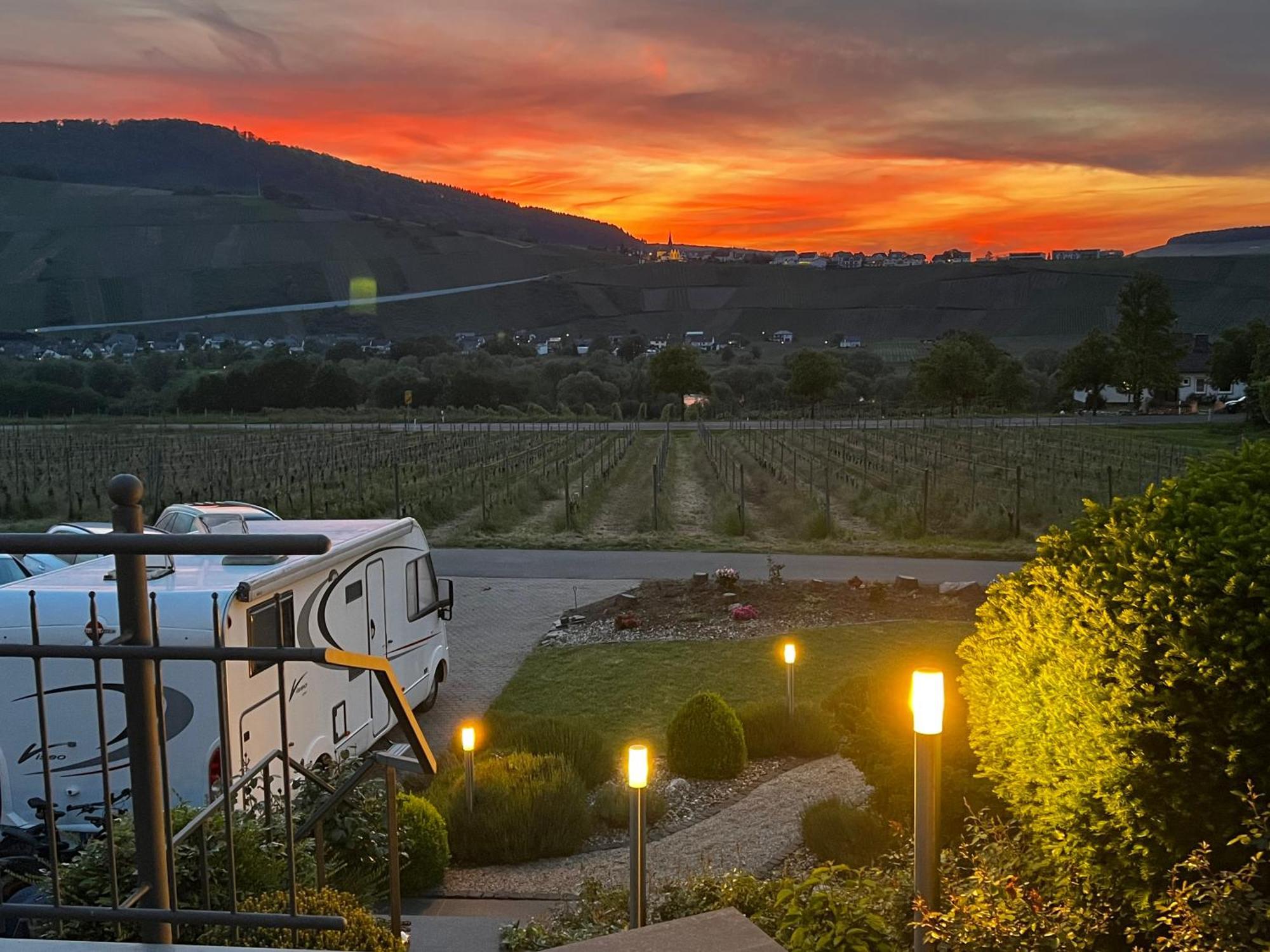 Hotel Weingut Bastian Brauneberg Exterior foto