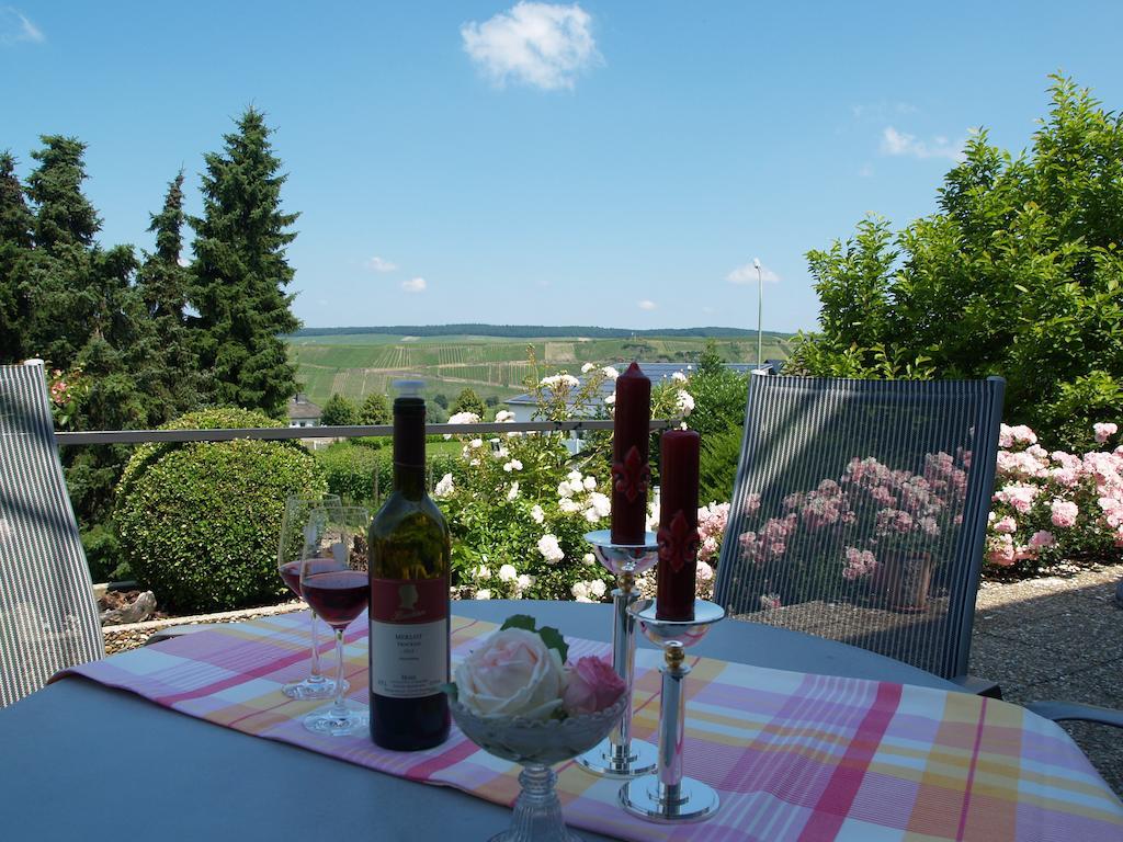 Hotel Weingut Bastian Brauneberg Exterior foto